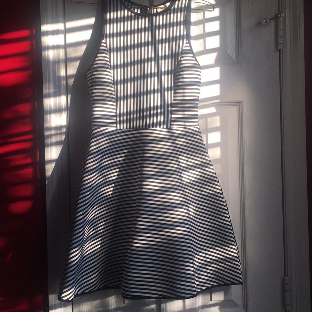 Black and white striped dress 🖤